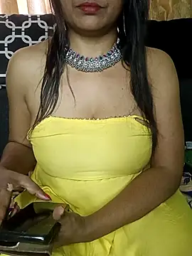 Cute Kritika online show from February 16, 2025, 6:21 am