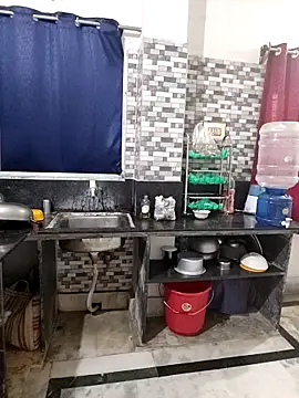 Cute Kritika online show from October 13, 2025, 4:23 am