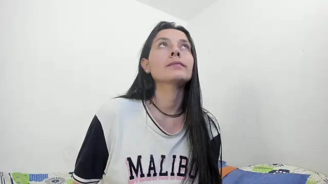 Nathaly love96 online show from December 10, 2024, 12:06 am