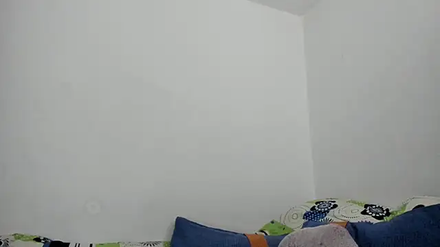 Nathaly love96 online show from January 13, 2025, 7:21 pm