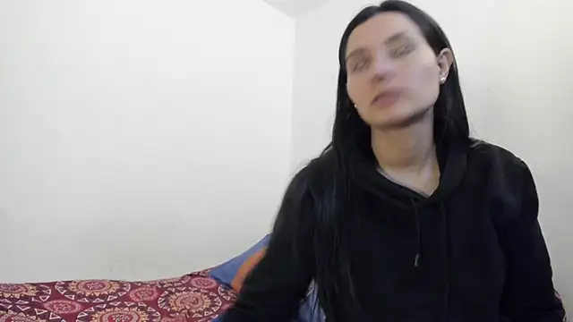 Nathaly love96 online show from January 28, 2025, 8:04 pm