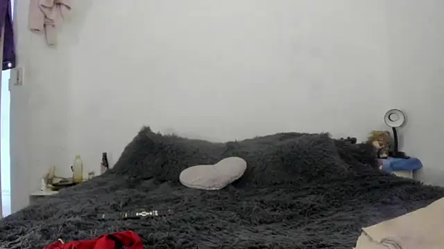 Nathaly love96 online show from September 19, 2025, 7:58 pm