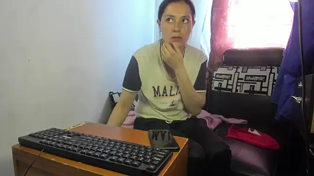 Nathaly love96 online show from May 15, 2026, 6:59 pm
