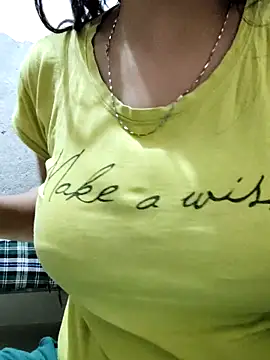 illay love online show from March 4, 2025, 11:08 am