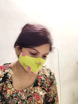illay love online show from March 7, 2025, 1:07 pm