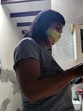 Snapshot of illay_love chatting on September 22, 2025, 4:36 am illay love online show from September 22, 2025, 4:36 am