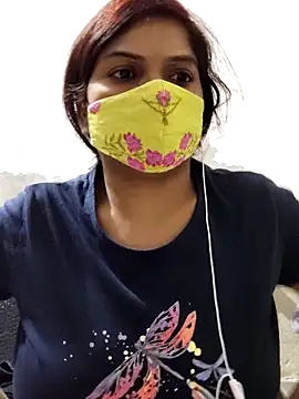 Snapshot of illay_love chatting on October 14, 2025, 5:14 pm illay love online show from October 14, 2025, 5:14 pm