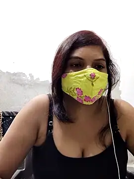 Snapshot of illay_love chatting on October 15, 2025, 5:24 pm illay love online show from October 15, 2025, 5:24 pm