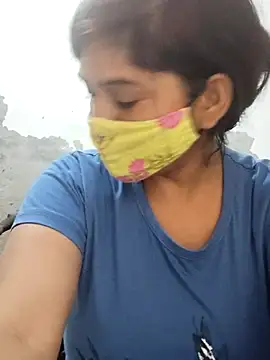 Snapshot of illay_love chatting on October 29, 2025, 6:15 am illay love online show from October 29, 2025, 6:15 am