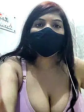 Snapshot of illay_love chatting on October 30, 2025, 6:30 pm illay love online show from October 30, 2025, 6:30 pm