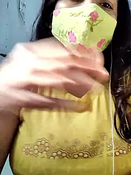 Snapshot of illay_love chatting on November 13, 2025, 6:45 am illay love online show from November 13, 2025, 6:45 am