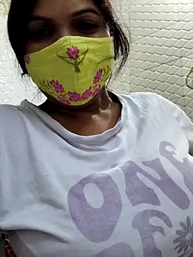 Snapshot of illay_love chatting on November 21, 2025, 11:42 am illay love online show from November 21, 2025, 11:42 am