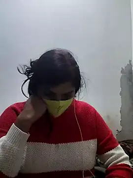 Snapshot of illay_love chatting on December 17, 2025, 4:35 pm illay love online show from December 17, 2025, 4:35 pm