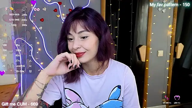 NataliMillers online show from September 9, 2025, 5:40 am
