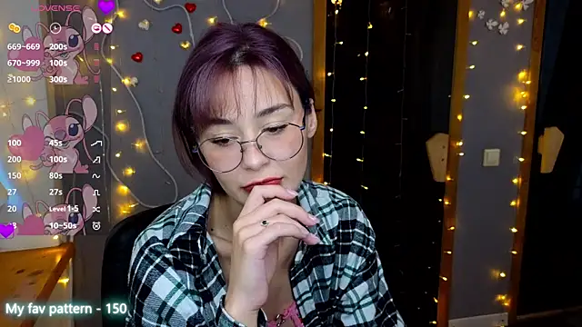 NataliMillers online show from September 22, 2025, 12:07 pm