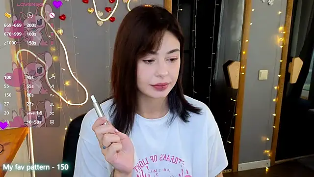 NataliMillers online show from October 8, 2025, 6:00 am