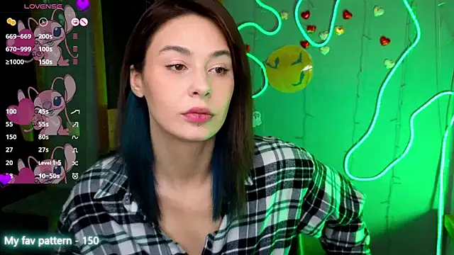 NataliMillers online show from October 20, 2025, 12:27 pm