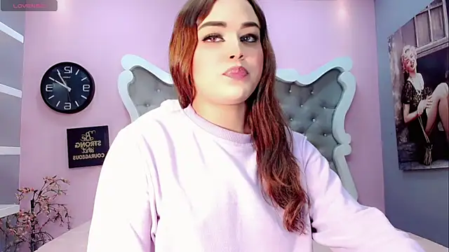 Sophia-Isabella online show from January 7, 2025, 11:03 pm