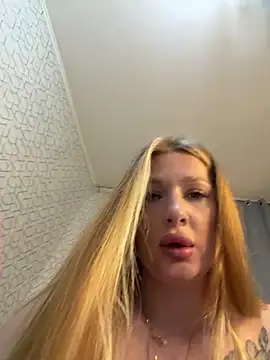 Snapshot of Tatti-Go chatting on May 5, 2026, 6:16 pm Tatti-Go online show from May 5, 2026, 6:16 pm