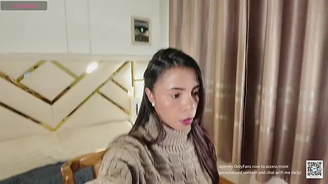 carolineamber  online show from November 14, 2025, 2:43 am