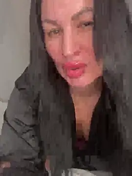 Helena7077 online show from January 17, 2026, 2:33 pm