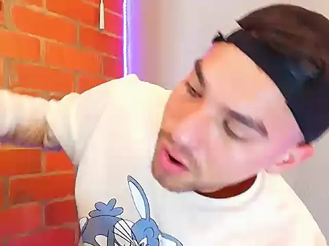 Snapshot of Leandro_valenzuela chatting on September 19, 2025, 9:04 pm Leandro valenzuela online show from September 19, 2025, 9:04 pm