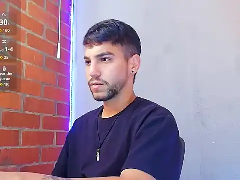 Snapshot of Leandro_valenzuela chatting on October 28, 2025, 3:14 pm Leandro valenzuela online show from October 28, 2025, 3:14 pm