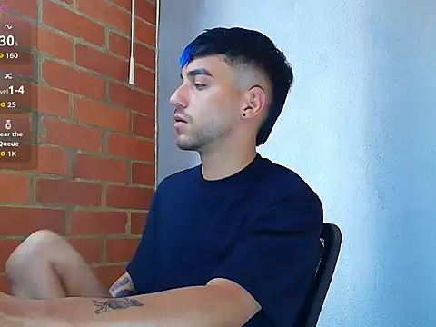 Snapshot of Leandro_valenzuela chatting on October 30, 2025, 8:31 pm Leandro valenzuela online show from October 30, 2025, 8:31 pm