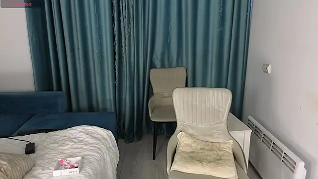 AudreyMell online show from April 28, 2026, 1:49 pm