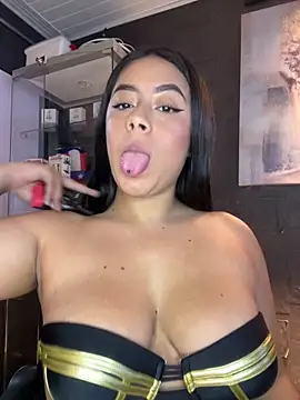 Snapshot of ElaaPerez chatting on October 26, 2025, 5:52 pm ElaaPerez online show from October 26, 2025, 5:52 pm