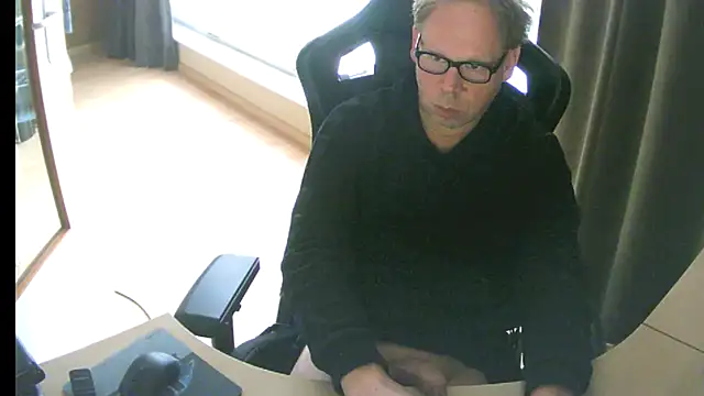 kinkyslet8 online show from October 15, 2025, 3:12 pm