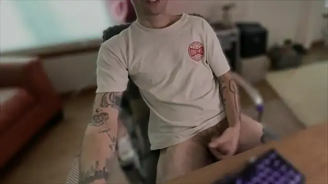 RuffClvb online show from October 12, 2025, 1:54 pm