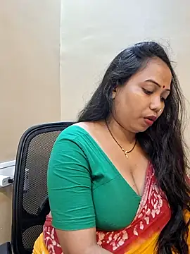 DREAM GIRL-30 online show from July 17, 2026, 5:51 pm
