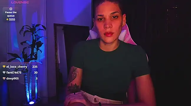 Charlee pink online show from December 22, 2024, 11:20 pm