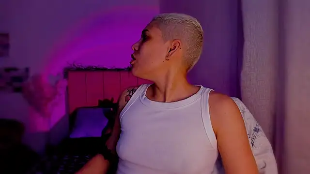 Charlee pink online show from February 23, 2026, 6:38 pm