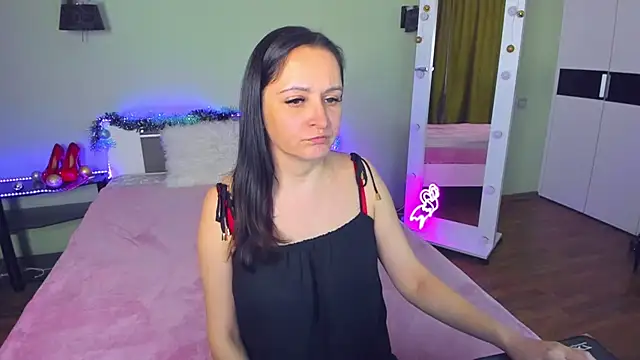 AngellLika online show from December 6, 2024, 12:05 pm