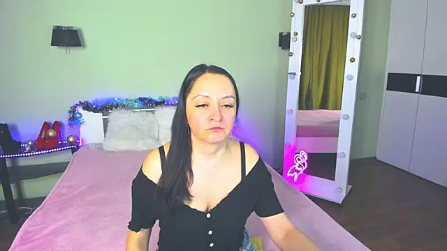 AngellLika online show from December 12, 2024, 10:24 am