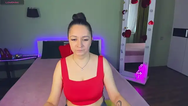 Snapshot of AngellLika chatting on October 4, 2025, 12:58 pm AngellLika online show from October 4, 2025, 12:58 pm