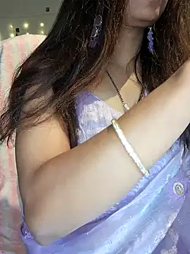 Cute-Tara online show from January 3, 2025, 6:33 am