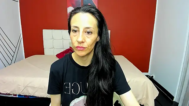 Abrillee1 online show from December 29, 2024, 11:18 am