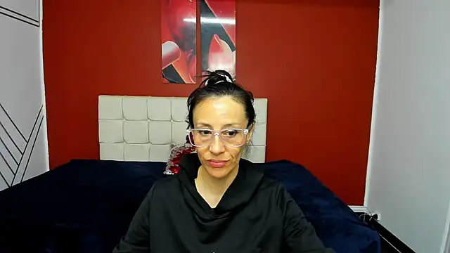 Abrillee1 online show from January 12, 2025, 6:28 am