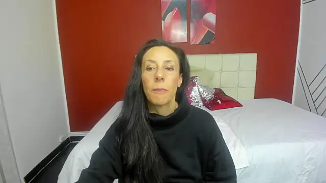 Abrillee1 online show from February 28, 2025, 10:28 pm