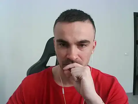 Snapshot of mu5clemania2 chatting on March 5, 2025, 6:44 am mu5clemania2 online show from March 5, 2025, 6:44 am