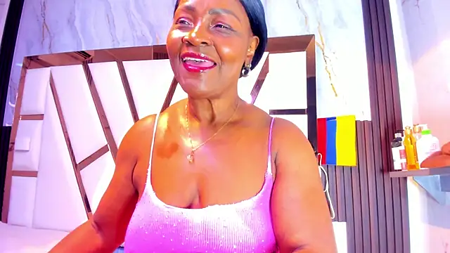 Snapshot of lola_hornei chatting on July 23, 2026, 12:14 pm lola hornei online show from July 23, 2026, 12:14 pm