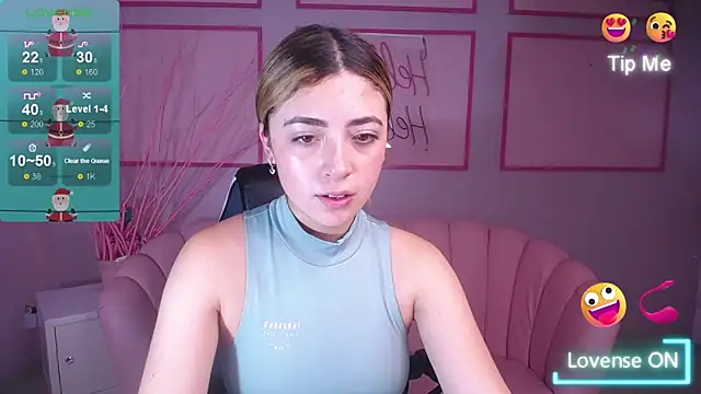 Snapshot of channel_blonde_a chatting on December 17, 2024, 9:05 pm channel blonde a online show from December 17, 2024, 9:05 pm