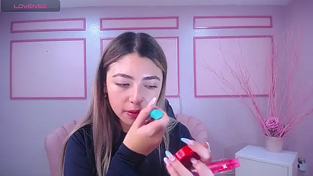 Snapshot of channel_blonde_a chatting on January 28, 2025, 4:19 pm channel blonde a online show from January 28, 2025, 4:19 pm