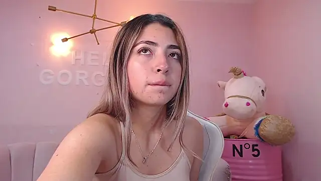 Snapshot of channel_blonde_a chatting on January 29, 2025, 10:43 pm channel blonde a online show from January 29, 2025, 10:43 pm