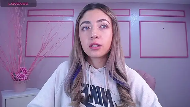 Snapshot of channel_blonde_a chatting on February 3, 2025, 4:31 pm channel blonde a online show from February 3, 2025, 4:31 pm