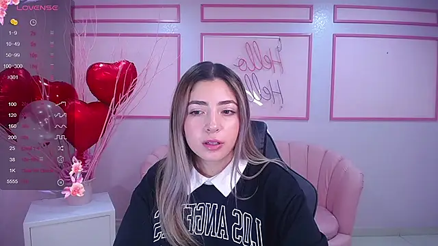 Snapshot of channel_blonde_a chatting on February 4, 2025, 4:29 pm channel blonde a online show from February 4, 2025, 4:29 pm