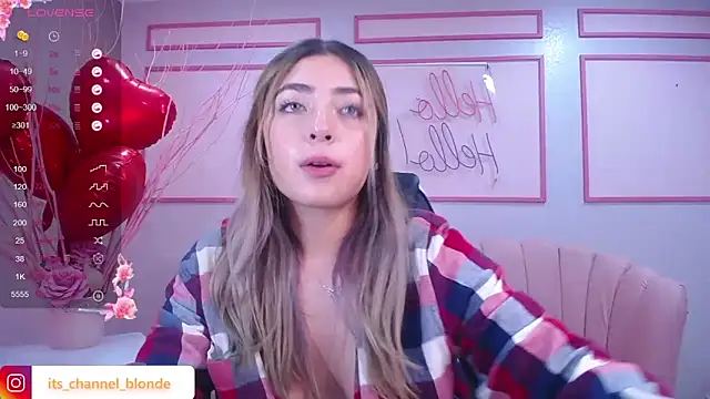 Snapshot of channel_blonde_a chatting on February 12, 2025, 7:35 pm channel blonde a online show from February 12, 2025, 7:35 pm